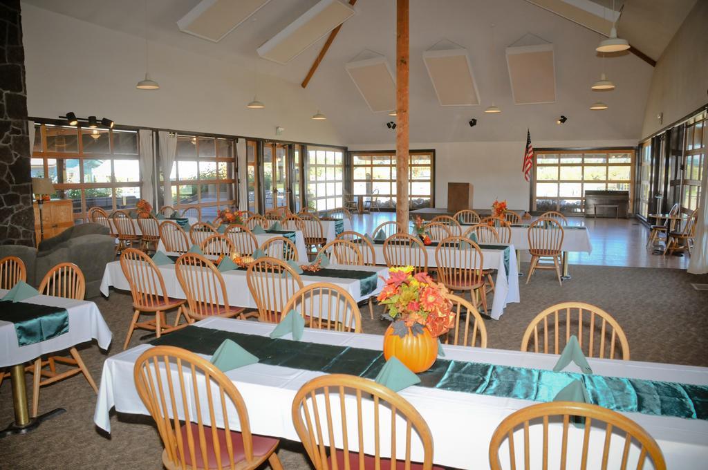 Bend-Sunriver Camping Resort Two-Bedroom Cabin 7 ภายนอก รูปภาพ