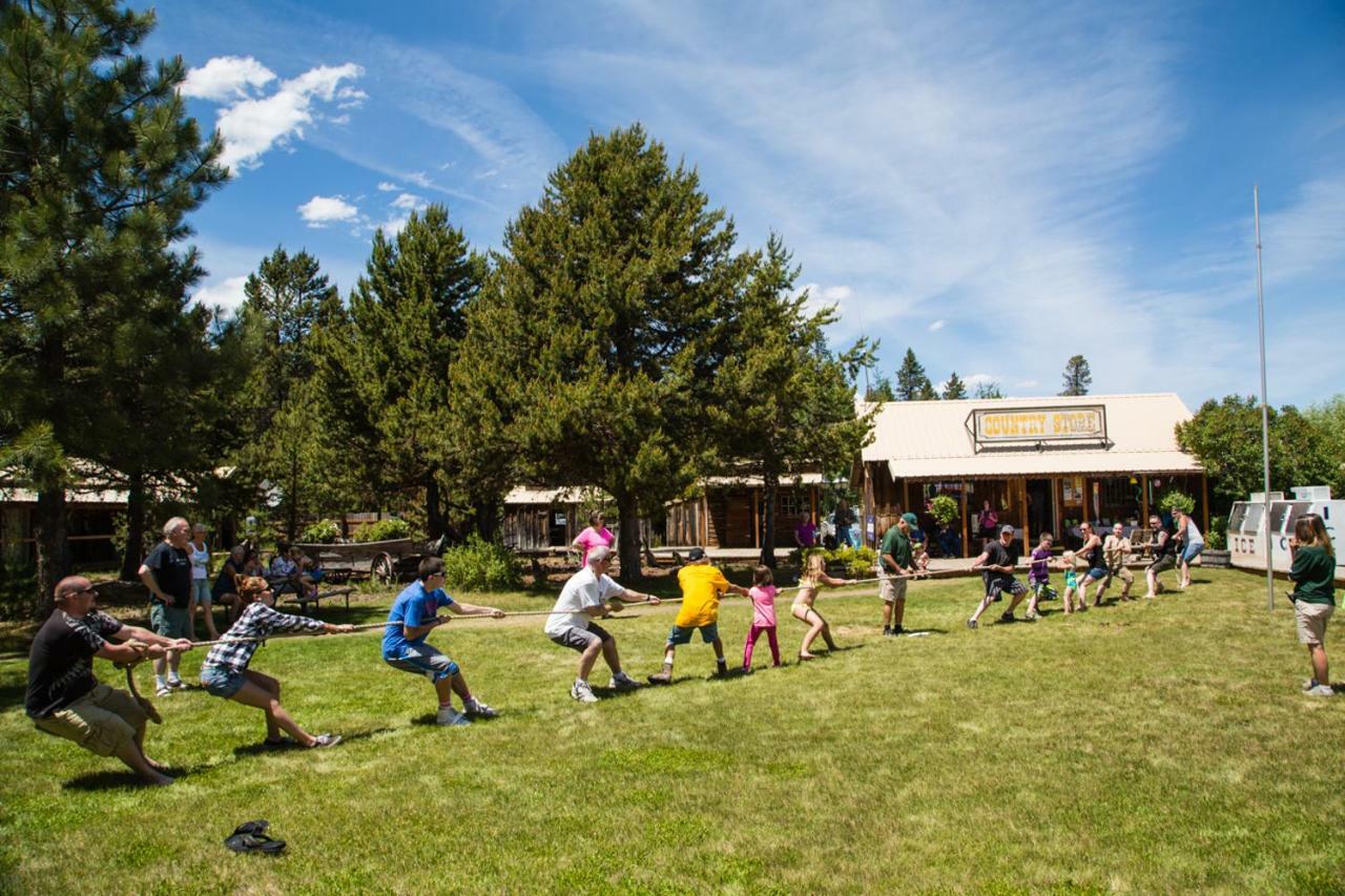 Bend-Sunriver Camping Resort Two-Bedroom Cabin 7 ภายนอก รูปภาพ